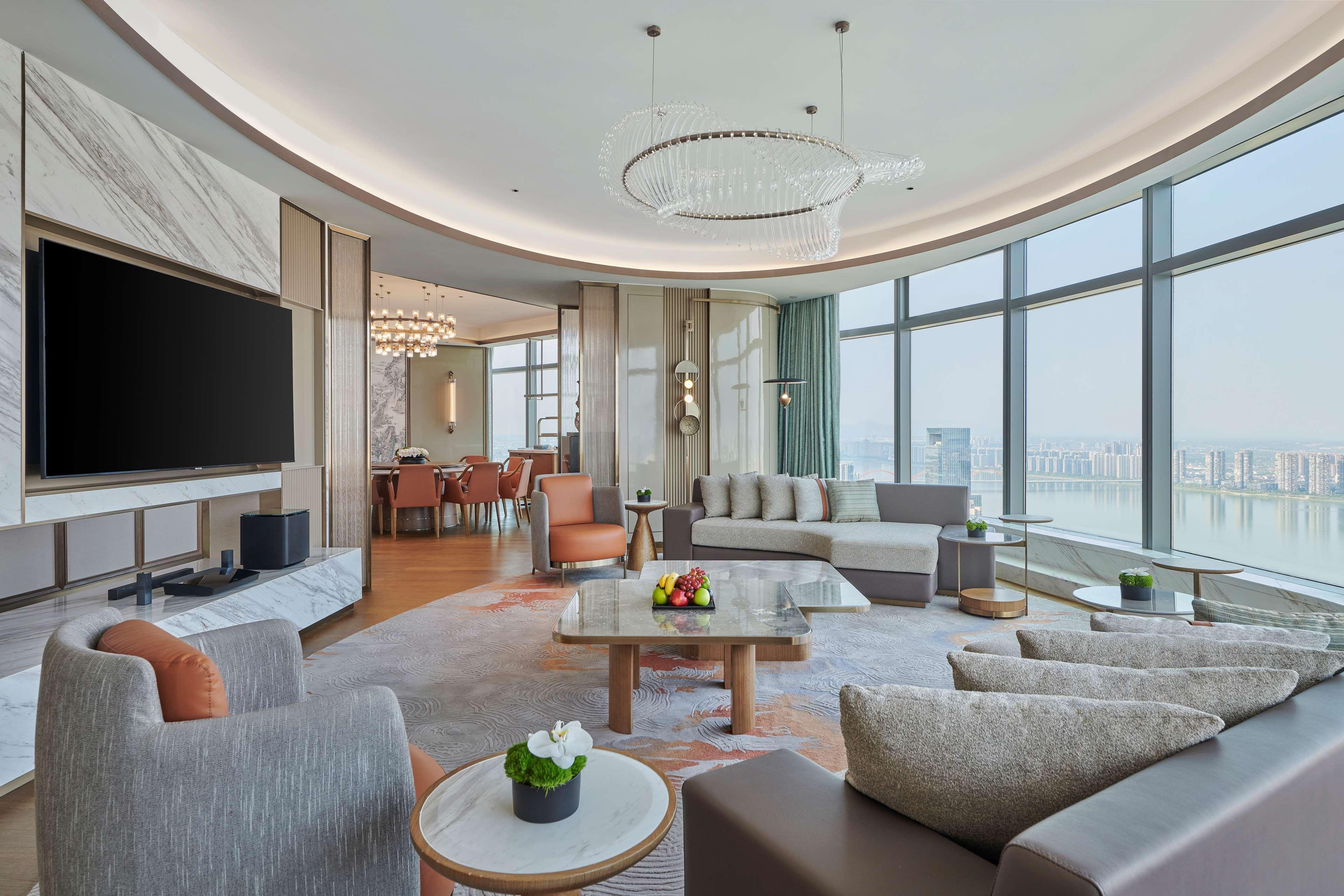 Hilton Changsha Riverside Exterior photo