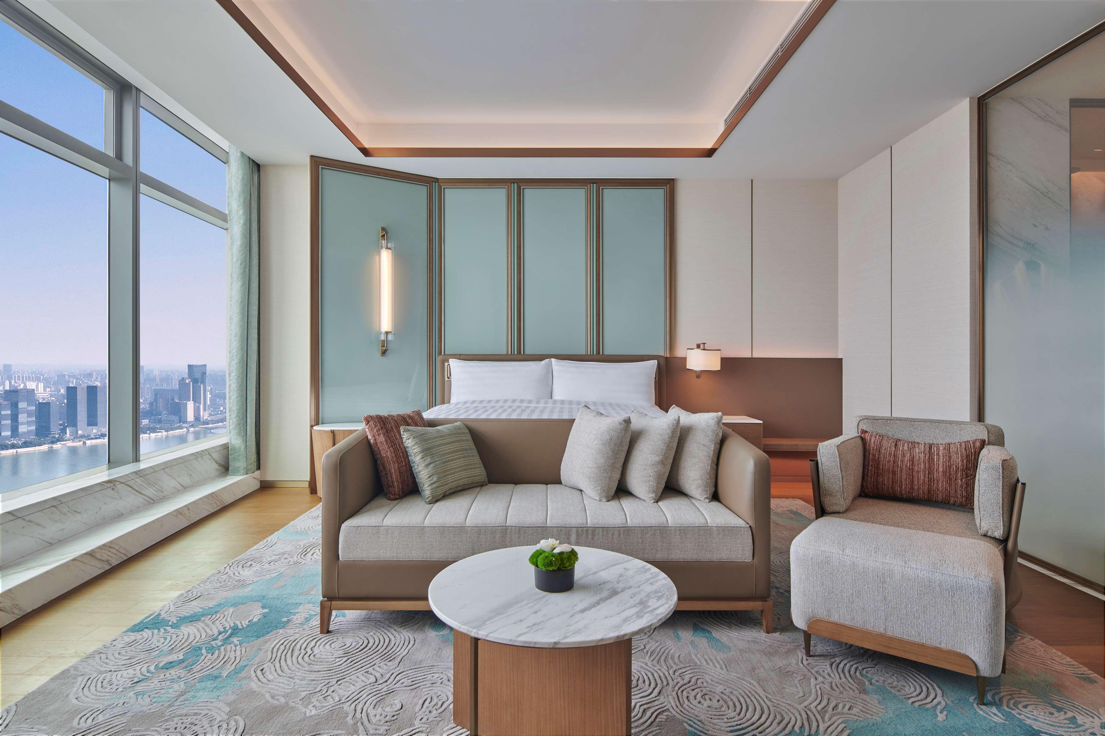 Hilton Changsha Riverside Exterior photo