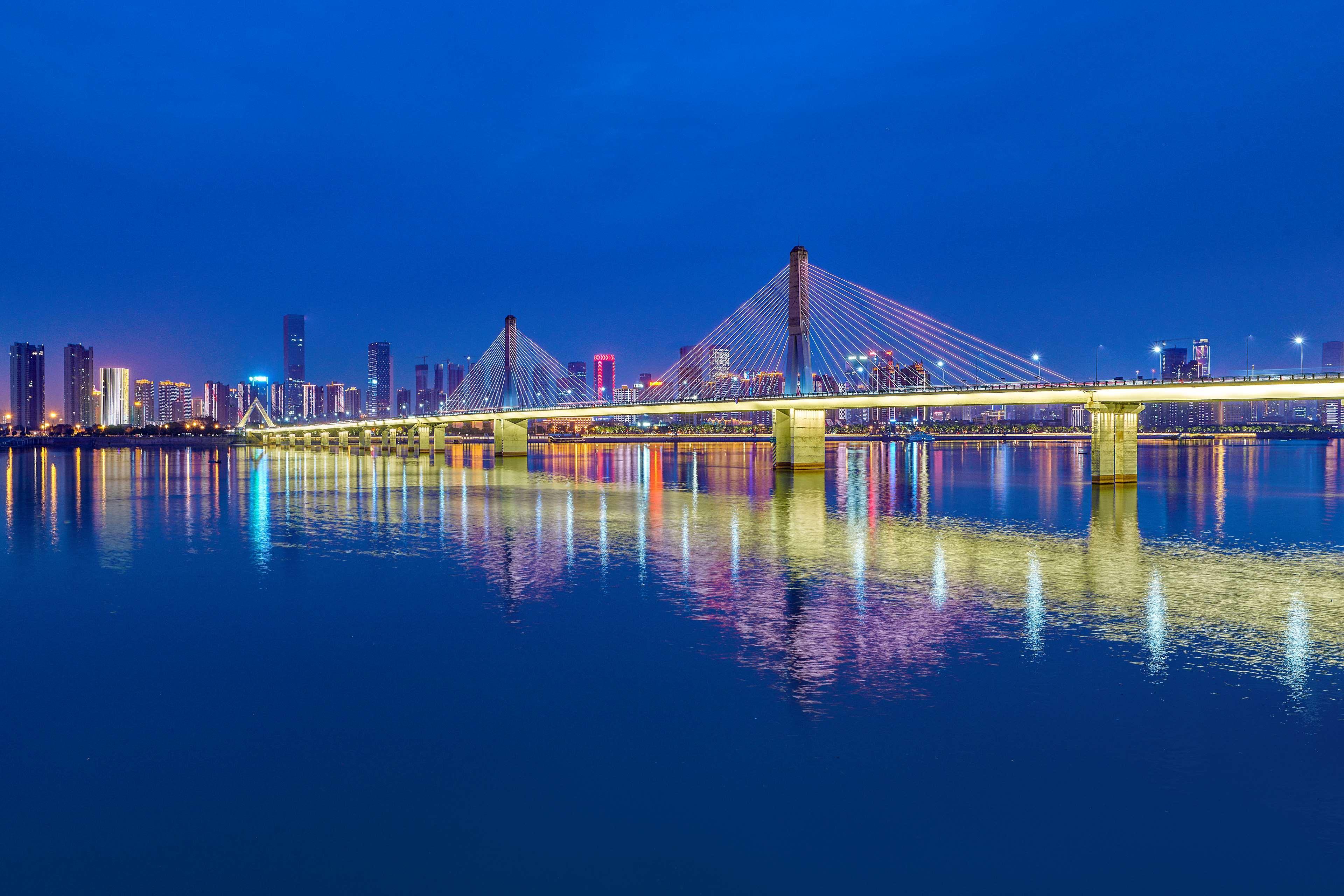 Hilton Changsha Riverside Exterior photo