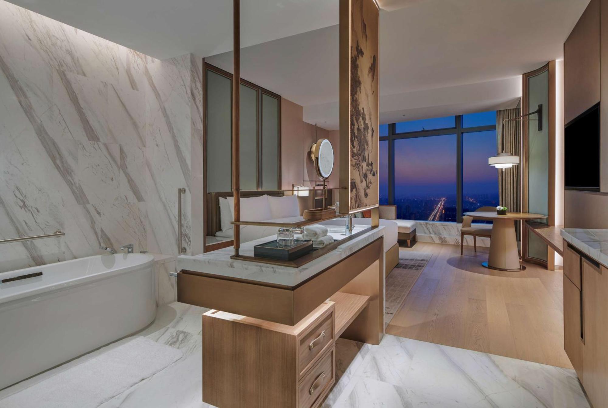 Hilton Changsha Riverside Exterior photo