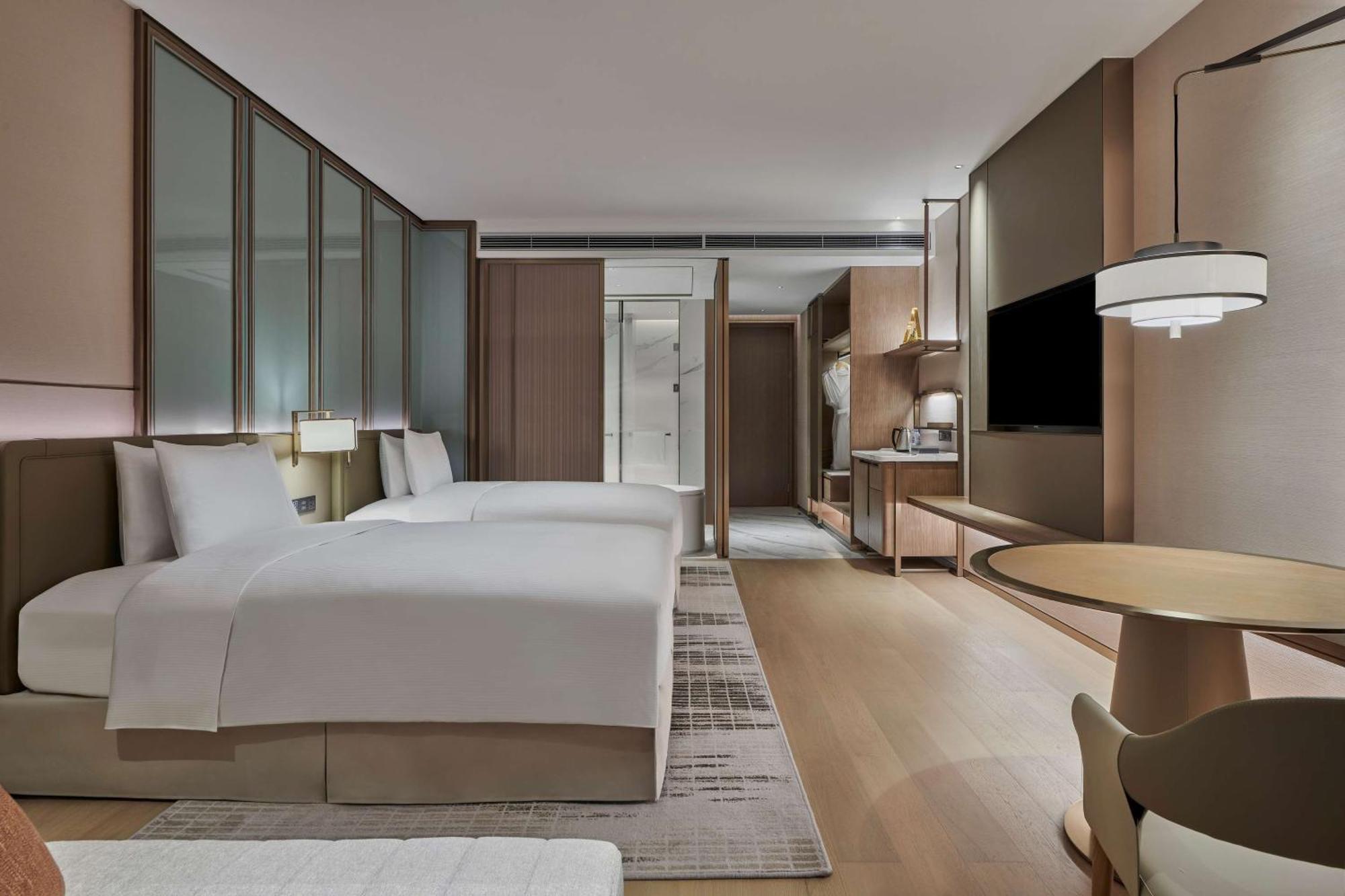 Hilton Changsha Riverside Exterior photo