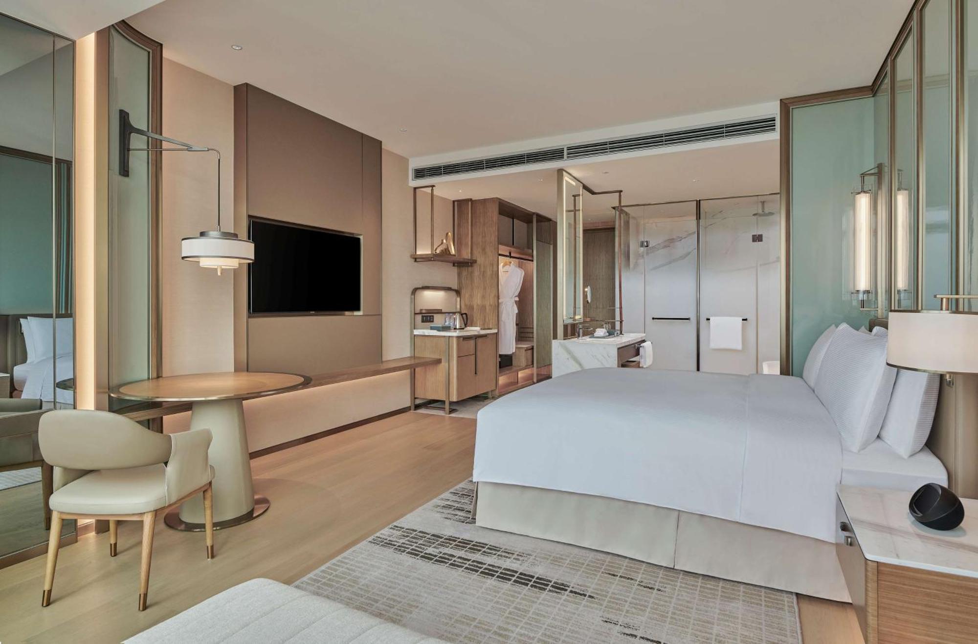 Hilton Changsha Riverside Exterior photo